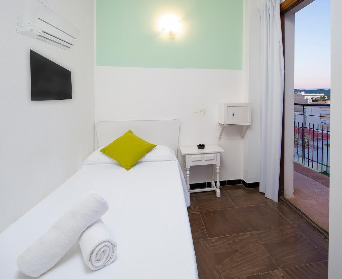 Hostal Alicante Sant Antoni de Portmany Extérieur photo