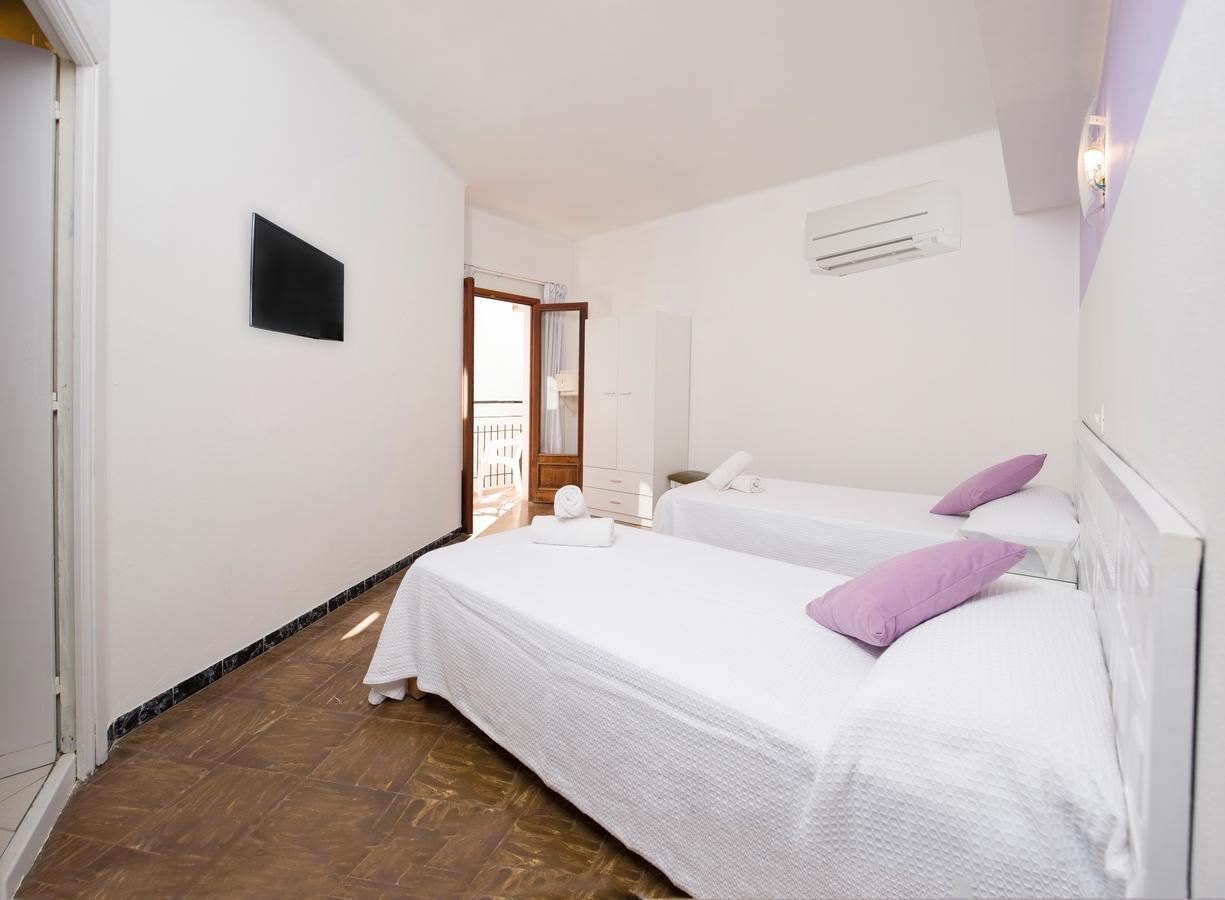 Hostal Alicante Sant Antoni de Portmany Extérieur photo