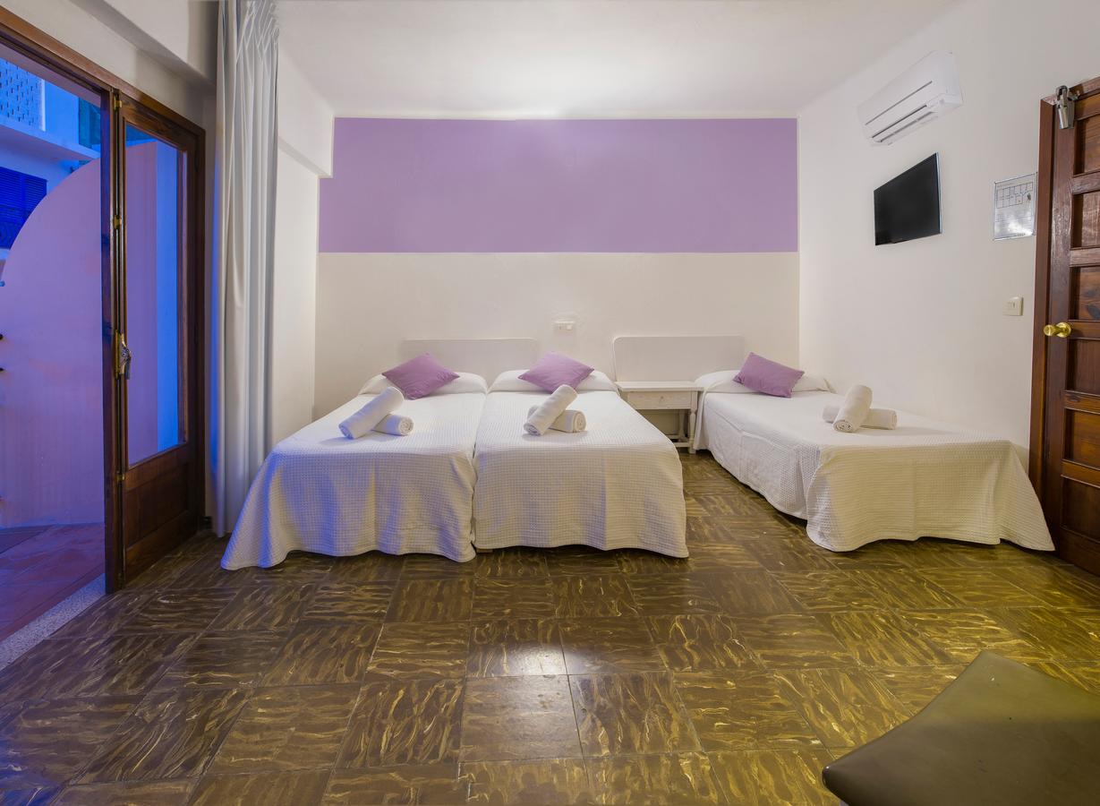 Hostal Alicante Sant Antoni de Portmany Extérieur photo