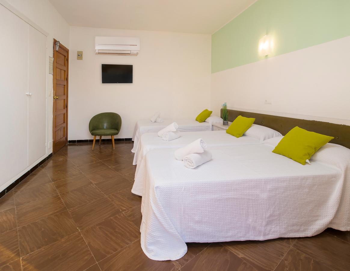 Hostal Alicante Sant Antoni de Portmany Extérieur photo